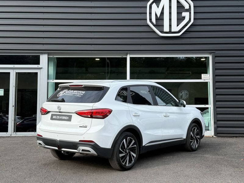 Image MG ZS Luxury LUXURY 