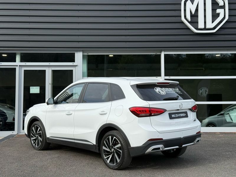 Image MG ZS Luxury LUXURY 